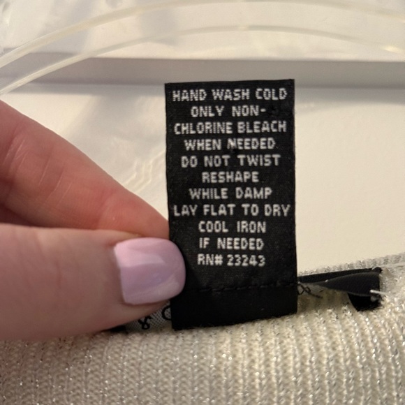 New York & Company Silver Shimmer V-Neck Sweater - Picture 4 of 9